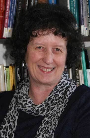 Dr Edel Bhreathnach